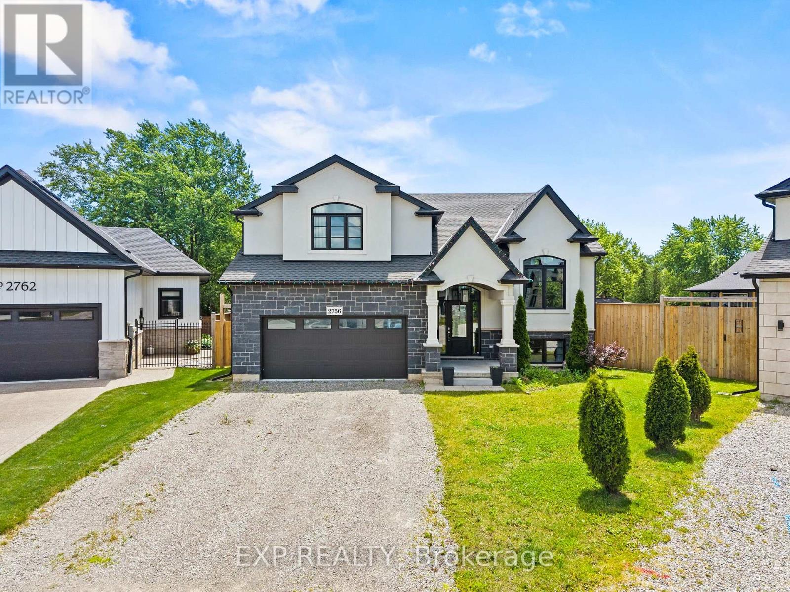 Residential in Fort Erie (Black Creek) 4