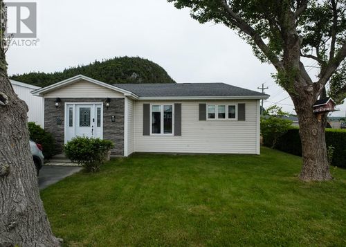 11 Blockhouse Rd, Placentia, NL, A0B2Y0 | Card Image