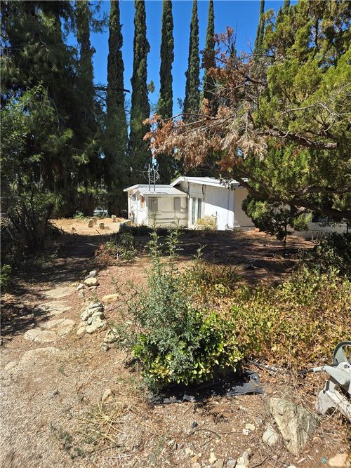 9643 Avenida Miravilla, Cherry Valley, CA, 92223-3842 | Card Image