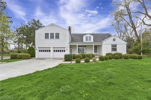 33015 Detroit Road, Avon, OH, 44011 | Card Image