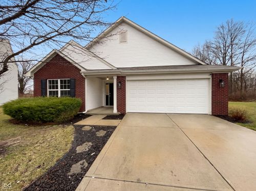 2427 Ross Common Ct, Indianapolis, IN, 46229-5700 | Card Image