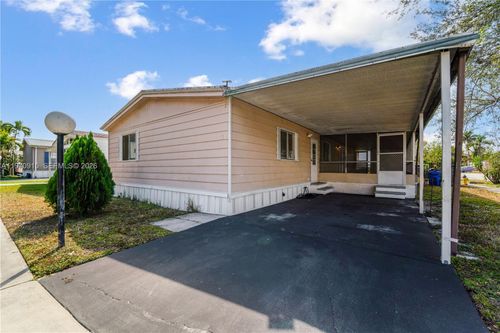 730 Nw 214th Ave, Pembroke Pines, FL, 33029-0902 | Card Image