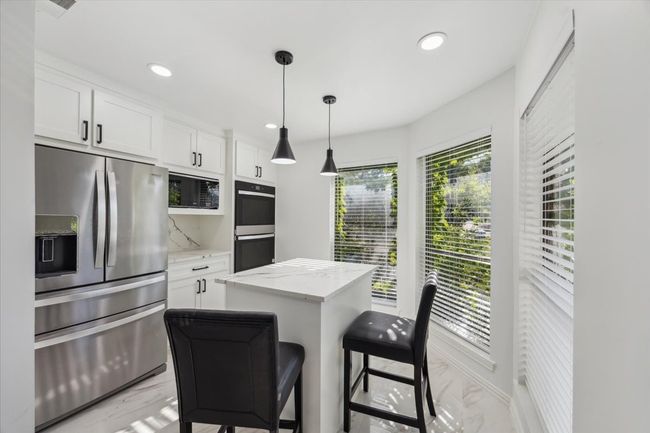 2000 E Branch Hollow Dr, House other with 3 bedrooms, 3 bathrooms and null parking in Carrollton TX | Image 11