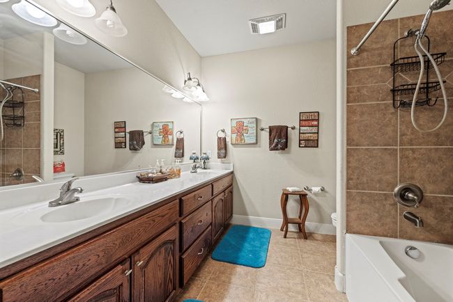 2250 Otte Rd, Home with 2 bedrooms, 2 bathrooms and 2 parking in Stonewall TX | Image 12
