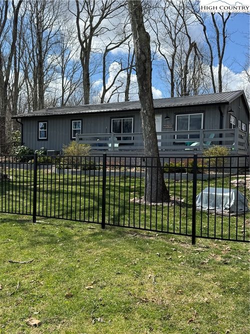 85 Crestwood Cir, Newland, NC, 28657 | Card Image