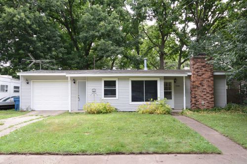 2606 Cimarron Dr, Kalamazoo, MI, 49004-1032 | Card Image