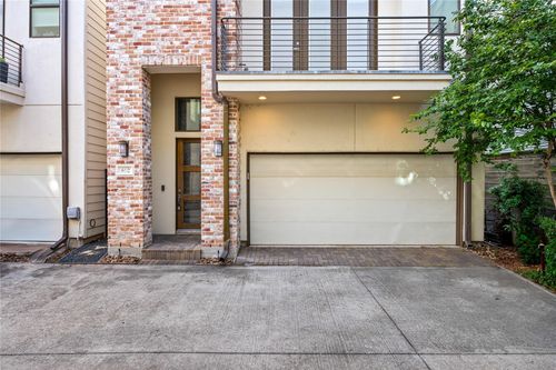 802 W Drew St, Houston, TX, 77006-1916 | Card Image
