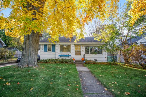 438 Elmhurst Ave, Parchment, MI, 49004-1421 | Card Image