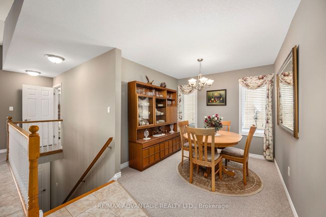10 Stonefield Gate, House other with 3 bedrooms, 3 bathrooms and 2 parking in Ilderton ON | Image 12