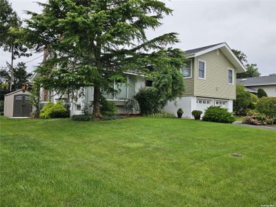 220 Forest Drive, House other with 4 bedrooms, 2 bathrooms and null parking in Jericho NY | Image 1