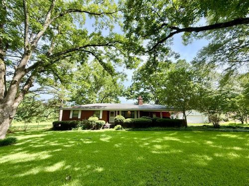 101 Hill Ave., Houston, MS, 38851 | Card Image