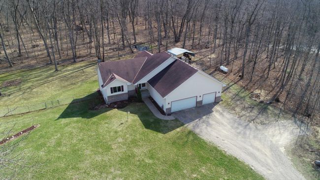 If you want privacy, look no further | Image 28