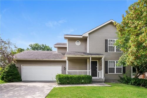 809 E 15th St, Kearney, MO, 64060-8773 | Card Image