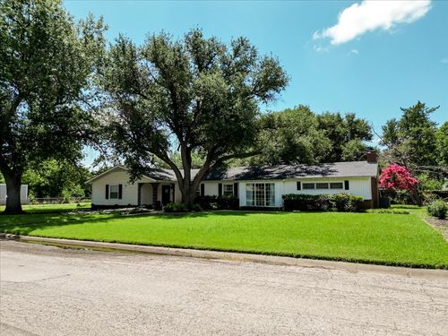 1101 W Bloodworth St, Olney, TX, 76374-1329 | Card Image