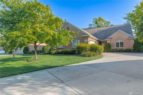 2652 Vienna Estates Dr, Dayton, OH, 45459-1388 | Card Image