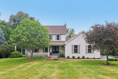 230 Deer Run, Crystal Lake, IL, 60012-3680 | Card Image