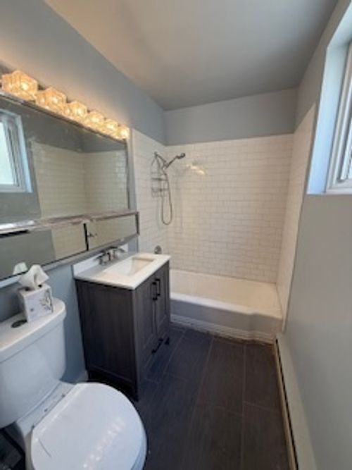 apt-3d-2726 Central St, Evanston, IL, 60201-1255 | Card Image