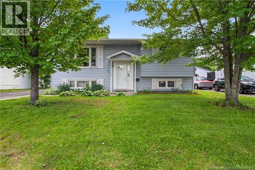 170 Carney Ave, Moncton, NB, E1C8W7 | Card Image