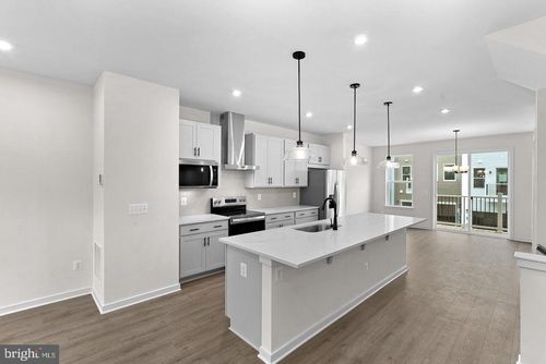18032 Alicia Ave, Dumfries, VA, 22026-3405 | Card Image