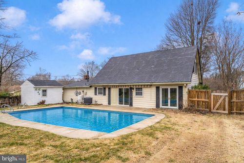 12209 Rolling Hill Ln, BOWIE, MD, 20715-3244 | Card Image