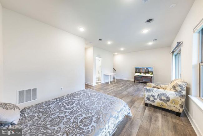 10567 Ratcliffe Trl, Townhouse with 3 bedrooms, 4 bathrooms and null parking in MANASSAS VA | Image 30