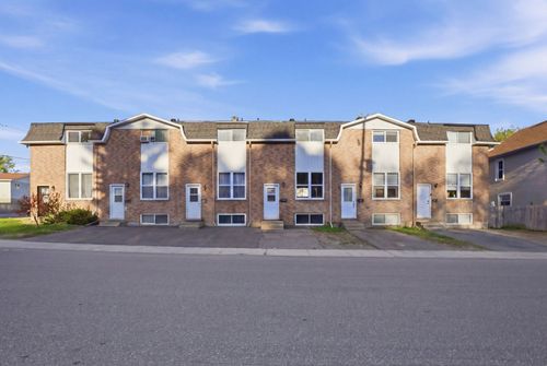 264 Rue Bélanger, Gatineau, QC, J8L2L8 | Card Image