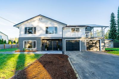 5140 238 St, House other with 5 bedrooms, 2 bathrooms and 8 parking in Langley BC | Image 2