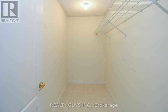 4 - 693 Whitaker St, Townhouse with 2 bedrooms, 2 bathrooms and 1 parking in Peterborough ON | Image 10