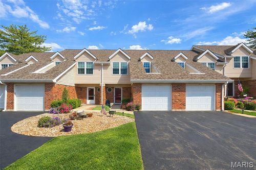 1306 Tahoe Valley Ct, Ballwin, MO, 63021-7641 | Card Image