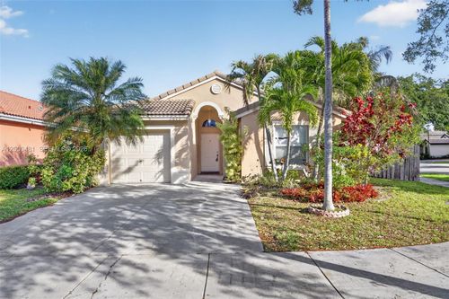 2073 Se 13th St, Homestead, FL, 33035-1941 | Card Image