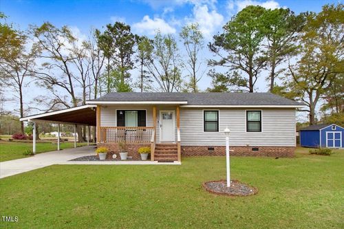 105 Macon Dr, Beulaville, NC, 28518-8765 | Card Image