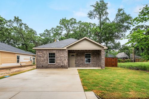 106 Navajo Dr, Mabank, TX, 75156-9124 | Card Image