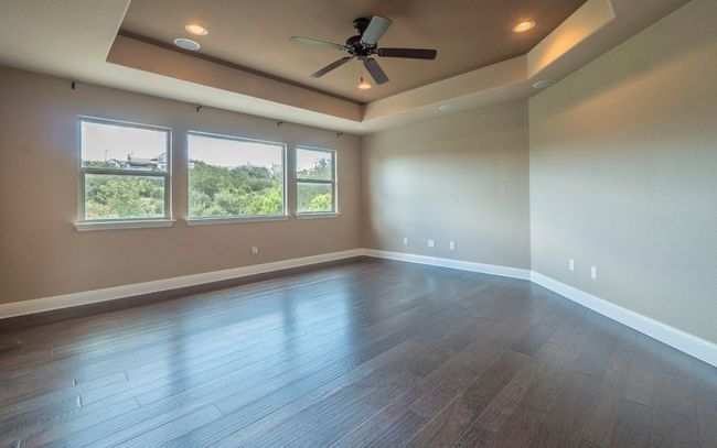 Upstairs loft area | Image 26