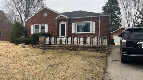 501 N Sterling St, Streator, IL, 61364-2352 | Card Image