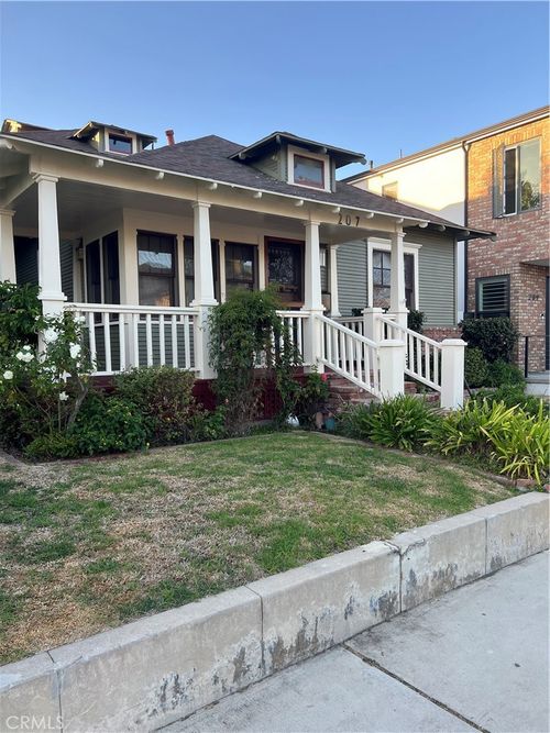 207 9th St, Huntington Beach, CA, 92648-5023 | Card Image