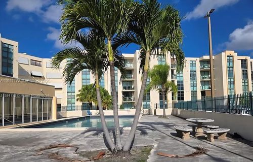 apt-129-2075 Sw 122nd Ave, Miami, FL, 33175-7391 | Card Image