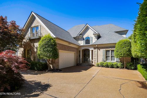 409 Lyons Head Dr, Knoxville, TN, 37919-6476 | Card Image