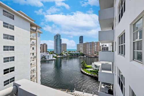 1001-137 Golden Isles Dr, Hallandale Beach, FL, 33009-5810 | Card Image