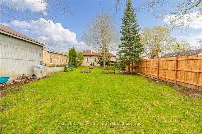 22 Prince St, House other with 2 bedrooms, 1 bathrooms and 6 parking in Forest ON | Image 28