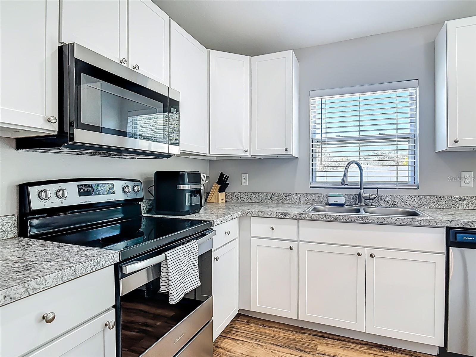 Residential Lease in ORANGE CITY 3