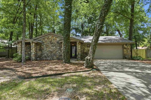 17 Fernwood Dr, Conway, AR, 72034-3601 | Card Image