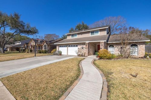 11918 Dorrance Ln, Meadows Place, TX, 77477-1708 | Card Image