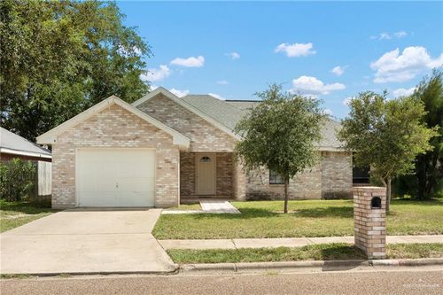 806 E 30th Street, Mission, TX, 78572 | Card Image