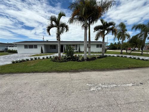 8355 Sw 89th St, Miami, FL, 33156-7333 | Card Image