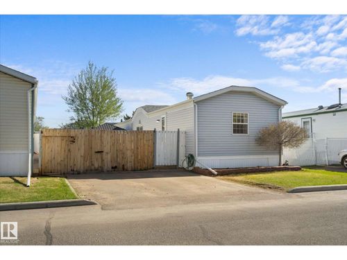 1503 Jubilee Dr, Sherwood Park, AB, T8H1M1 | Card Image