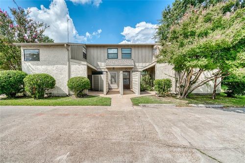 15-4401 Carter Creek Pkwy, Bryan, TX, 77802-4421 | Card Image