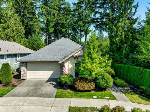 24036 Ne Adair Rd, Redmond, WA, 98053-5690 | Card Image