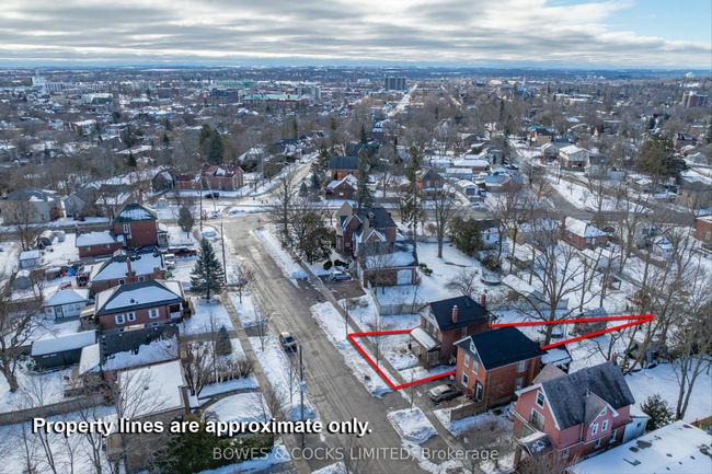 709 Bethune St, House other with 3 bedrooms, 2 bathrooms and 3 parking in Peterborough ON | Image 36