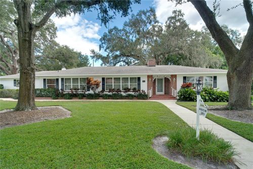 241 N Dillard St, WINTER GARDEN, FL, 34787-2813 | Card Image