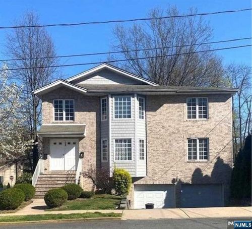 130 Abbott Ave, Palisades Park, NJ, 07650-1419 | Card Image